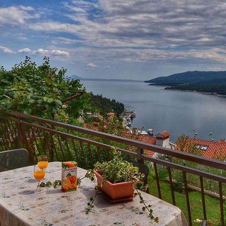 Apartment Neda In Rabac With Bay View Exterior foto